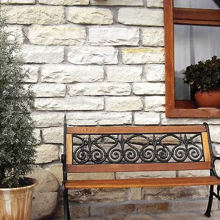 Zhivka House * Glavatarci
